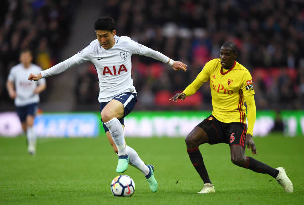 中场的配合 中场的配合