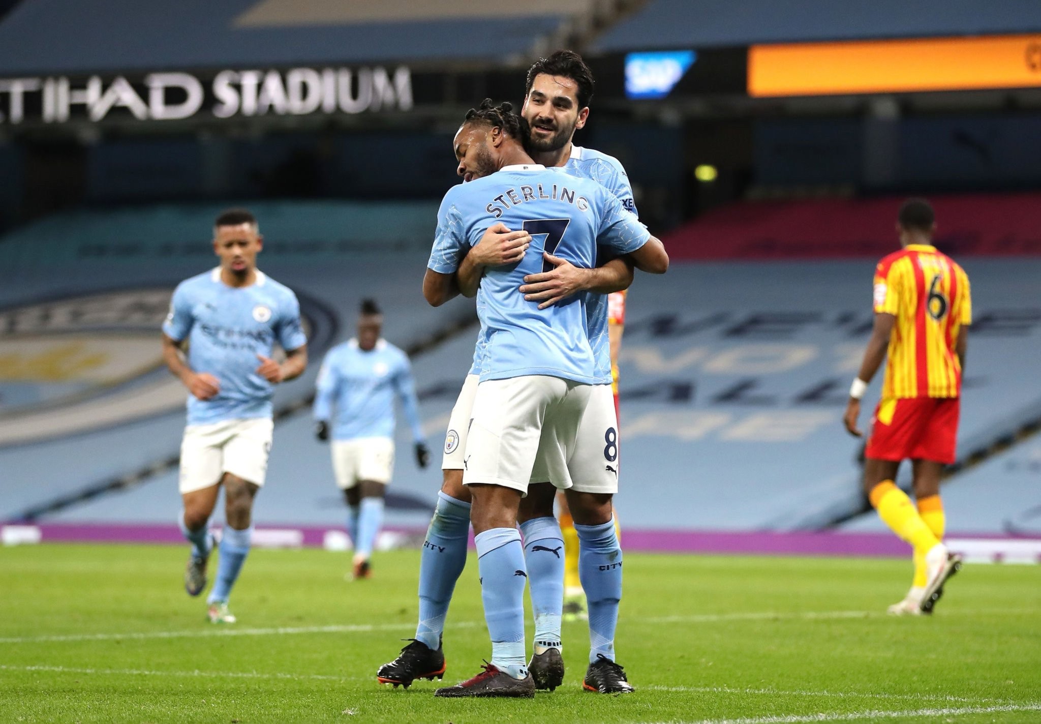 哈尔滨通过 哈尔滨通过